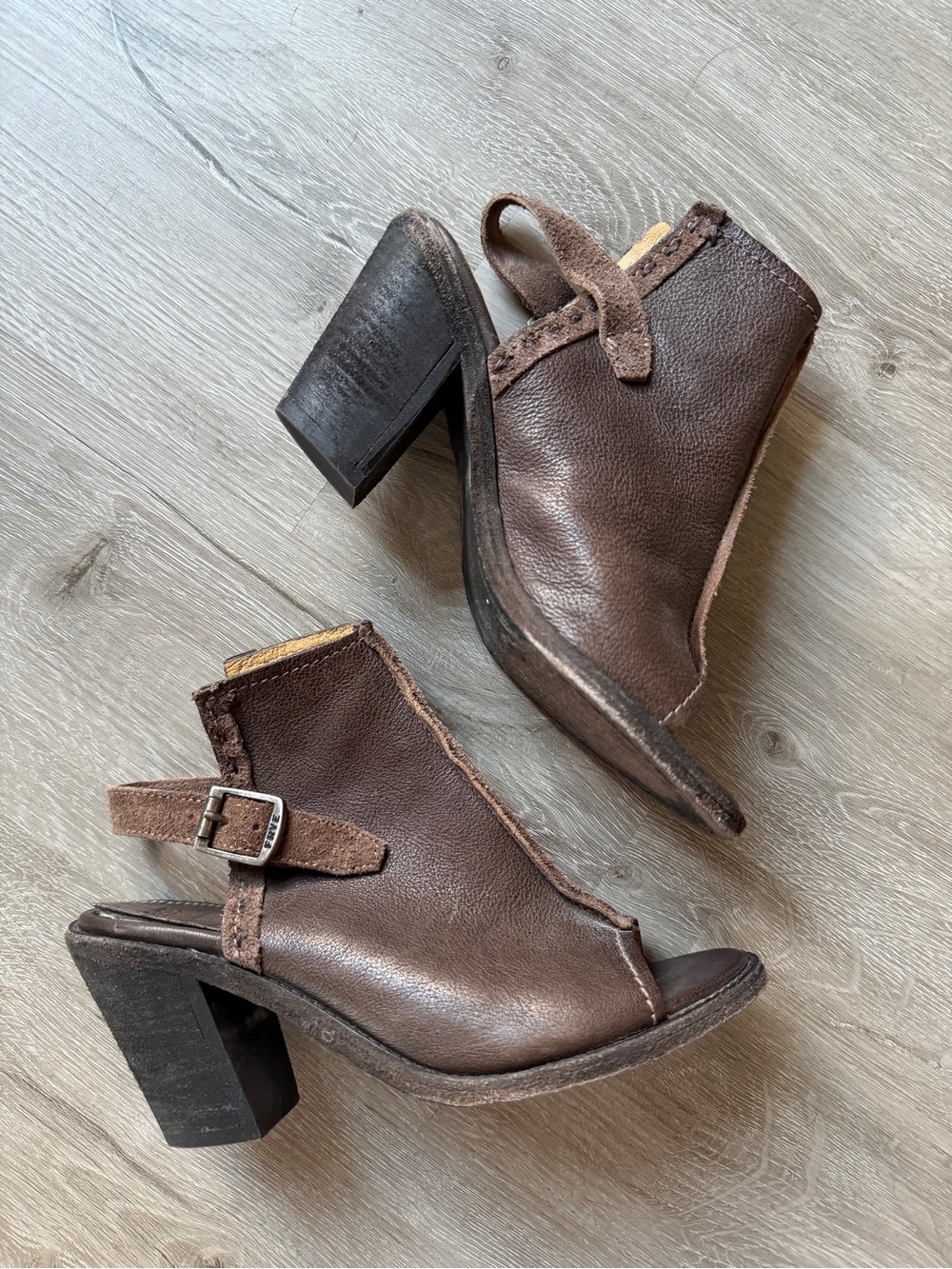 FRYE Courtney Sling Back Peep Toe Shootie/Bootie 6